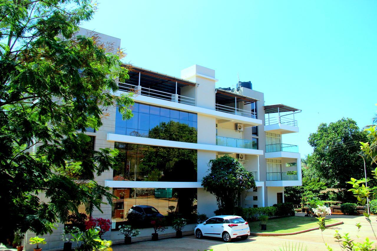 Hotel Sadhana Executive Dāpoli Esterno foto